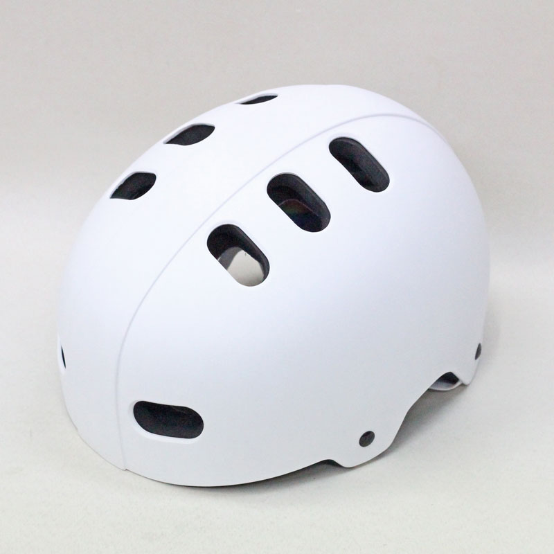 destroyer helmet white/ spectrum