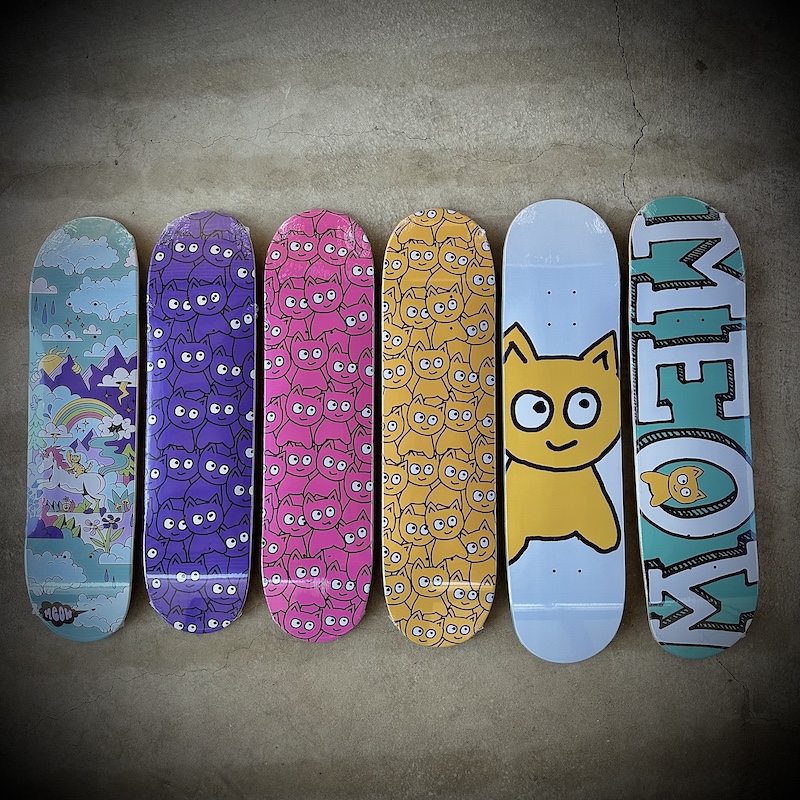 meow 2025 holiday decks
