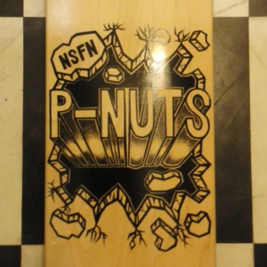 pnuts logo